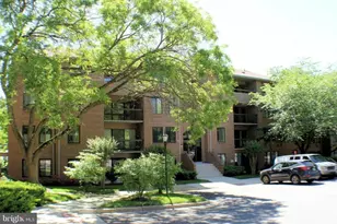 11405 Commonwealth Dr, Rockville, MD 20852 - Photo 1