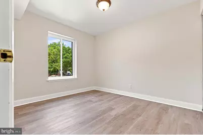 11405 Commonwealth  Dr #204, Rockville, MD 20852 - Photo 7