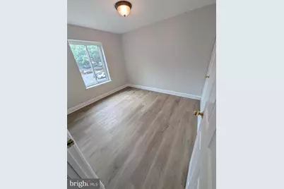 11405 Commonwealth  Dr #204, Rockville, MD 20852 - Photo 9