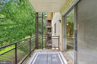 10200 Rockville Pike #302, Rockville, MD 20852 - Photo 27
