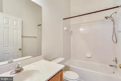 20606 Duck Pond Place #5-504, Germantown, MD 20874 - Photo 5