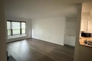 13016 Shadyside Ln, Germantown, MD 20874 - Photo 3