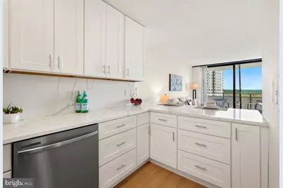 5225 Pooks Hill Road #1015S, Bethesda, MD 20814 - Photo 11