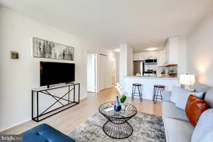 5225 Pooks Hill Rd, Bethesda, MD 20814 - Photo 17