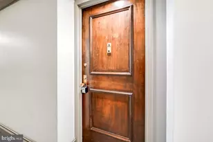 5225 Pooks Hill Rd, Bethesda, MD 20814 - Photo 7