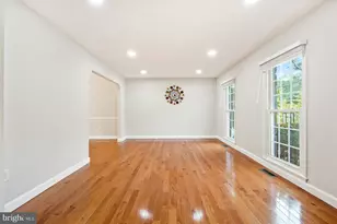 11409 Beechgrove Ln, Potomac, MD 20854 - Photo 5