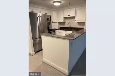 4808 Moorland Lane #409, Bethesda, MD 20814 - Photo 5
