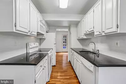 4930 Bradley Boulevard, Chevy Chase, MD 20815 - Photo 7