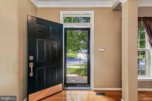 18428 Crownsgate Cir, Germantown, MD 20874 - Photo 5