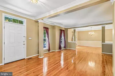 18428 Crownsgate Circle, Germantown, MD 20874 - Photo 5
