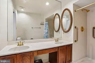 2303 Newton Dr, Rockville, MD 20850 - Photo 15