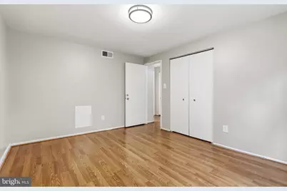 19538 Burlingame, Montgomery Village, MD 20886 - Photo 27