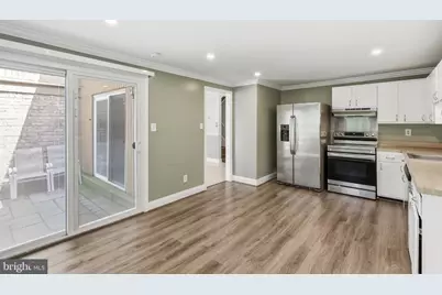 19538 Burlingame, Montgomery Village, MD 20886 - Photo 7