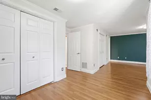 19538 Burlingame, Montgomery Village, MD 20886 - Photo 15