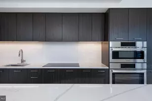 4710 Elm St, Bethesda, MD 20814 - Photo 5