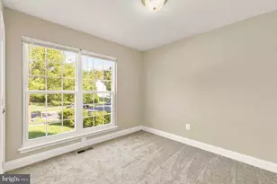 12104 Songbird Ln, Germantown, MD 20876 - Photo 29