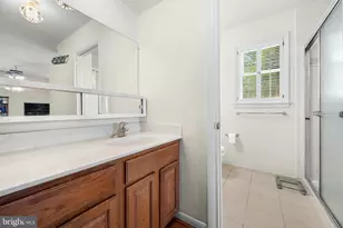 11704 Rosalinda Dr, Potomac, MD 20854 - Photo 25