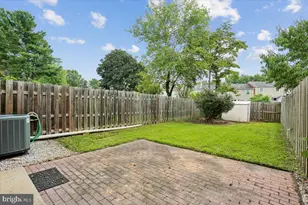 18607 Sandpiper Ln, Gaithersburg, MD 20879 - Photo 9