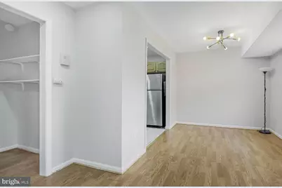 864 College Parkway #201, Rockville, MD 20850 - Photo 9