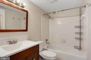 5139 Dudley Ln, Bethesda, MD 20814 - Photo 15