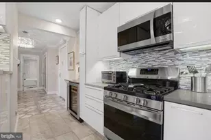 5225 Pooks Hill Rd, Bethesda, MD 20814 - Photo 7
