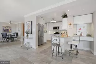 5225 Pooks Hill Rd, Bethesda, MD 20814 - Photo 11