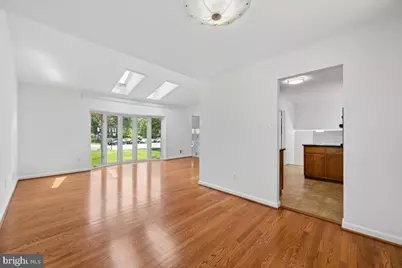 9202 Wilmett Court, Bethesda, MD 20817 - Photo 11