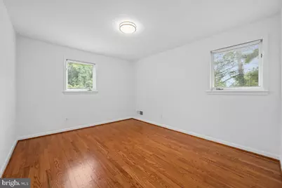 9202 Wilmett Court, Bethesda, MD 20817 - Photo 29