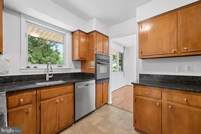 9202 Wilmett Court, Bethesda, MD 20817 - Photo 15