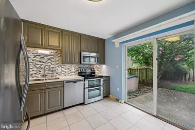 19 Red Kiln Court, Gaithersburg, MD 20878 - Photo 5