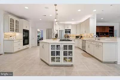 11640 Piney Spring Lane, Potomac, MD 20854 - Photo 9