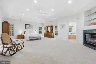 11640 Piney Spring Ln, Potomac, MD 20854 - Photo 17