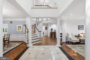 11640 Piney Spring Ln, Potomac, MD 20854 - Photo 3
