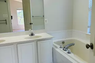 262 Fountain Green Ln, Gaithersburg, MD 20878 - Photo 17