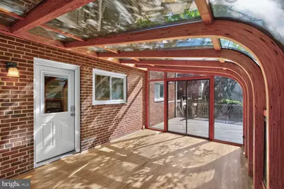 10004 Belhaven Road, Bethesda, MD 20817 - Photo 11