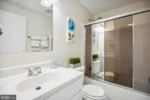 10121 Watkins Mill, Gaithersburg, MD 20886 - Photo 23