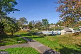 10121 Watkins Mill, Gaithersburg, MD 20886 - Photo 45