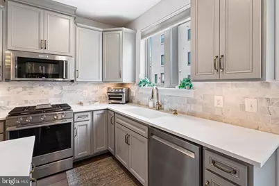 874 Thompson Crescent #40, Rockville, MD 20852 - Photo 11