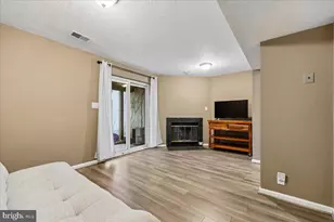 13549 Deerwater Dr, Germantown, MD 20874 - Photo 27