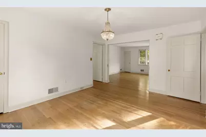 5611 Belmont Avenue, Chevy Chase, MD 20815 - Photo 11