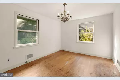 5611 Belmont Avenue, Chevy Chase, MD 20815 - Photo 17
