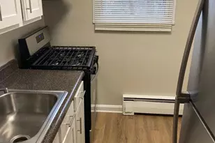 702 Chaney Dr, Takoma Park, MD 20912 - Photo 9