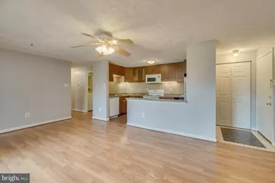 12201 Peach Crest Drive #901-C, Germantown, MD 20874 - Photo 5
