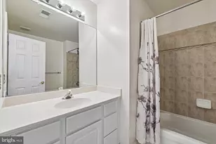 21116 Hickory Forest Way, Germantown, MD 20876 - Photo 31