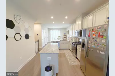 19536 Montgomery Village Avenue, Montgomery Village, MD 20886 - Photo 15