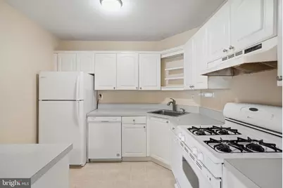 3535 Chevy Chase Lake Drive #307, Chevy Chase, MD 20815 - Photo 7
