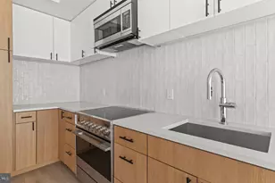 10511 Strathmore Hall St, North Bethesda, MD 20852 - Photo 7