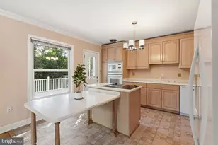 9905 Marquette Dr, Bethesda, MD 20817 - Photo 5