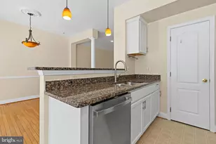 136 Pasture Side Way, Rockville, MD 20850 - Photo 11