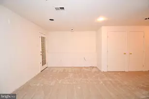 12100 Flag Harbor Dr, Germantown, MD 20874 - Photo 49